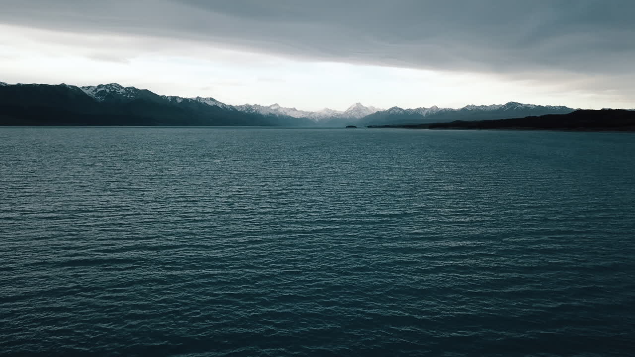 뉴질랜드 푸카키 호수 드론 촬영 공개