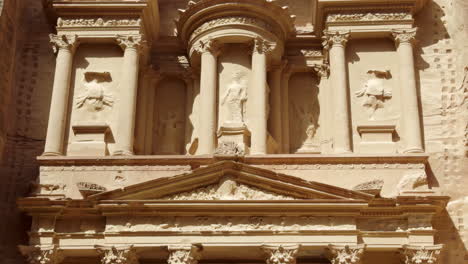 petra, jordania - fachada de un templo