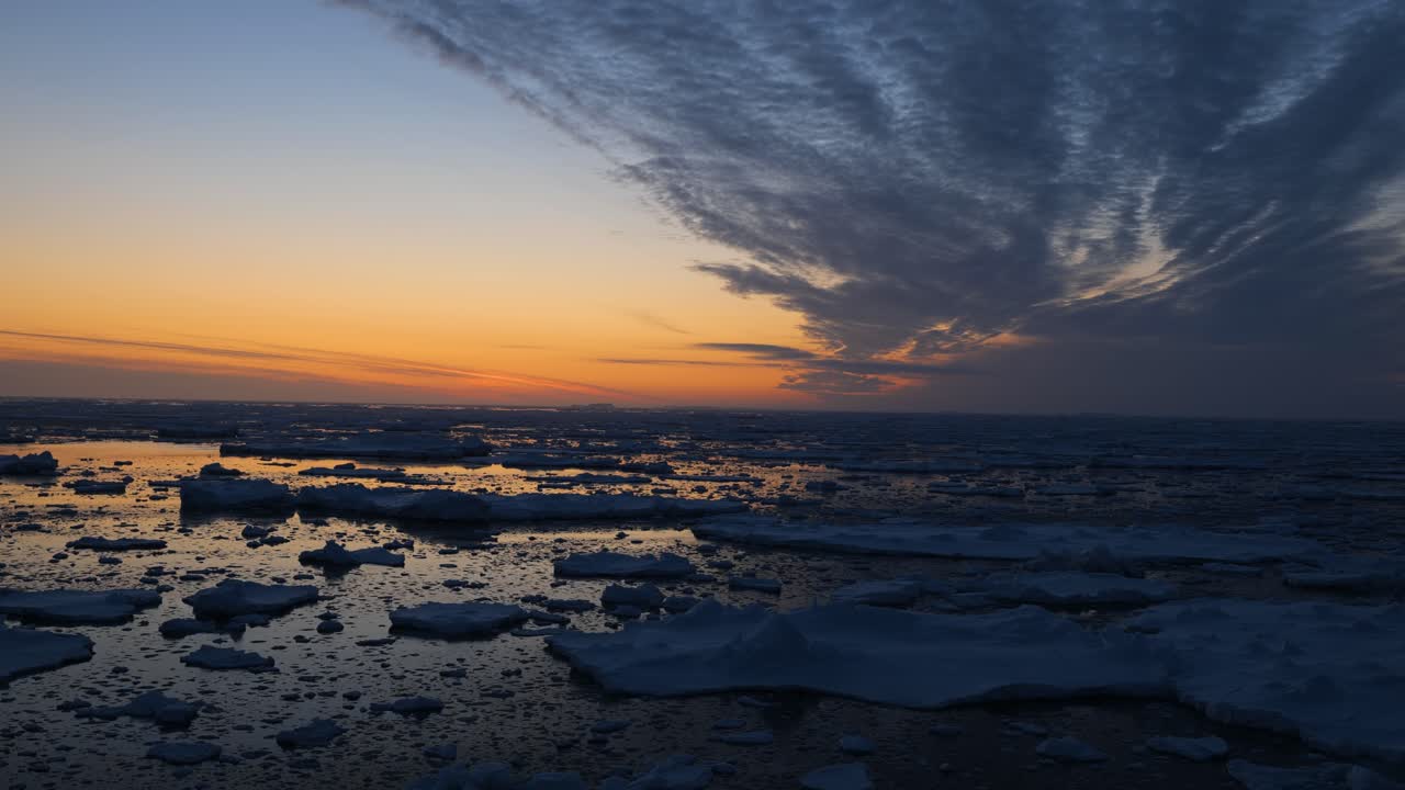 Antarctic Sea ice during sunset