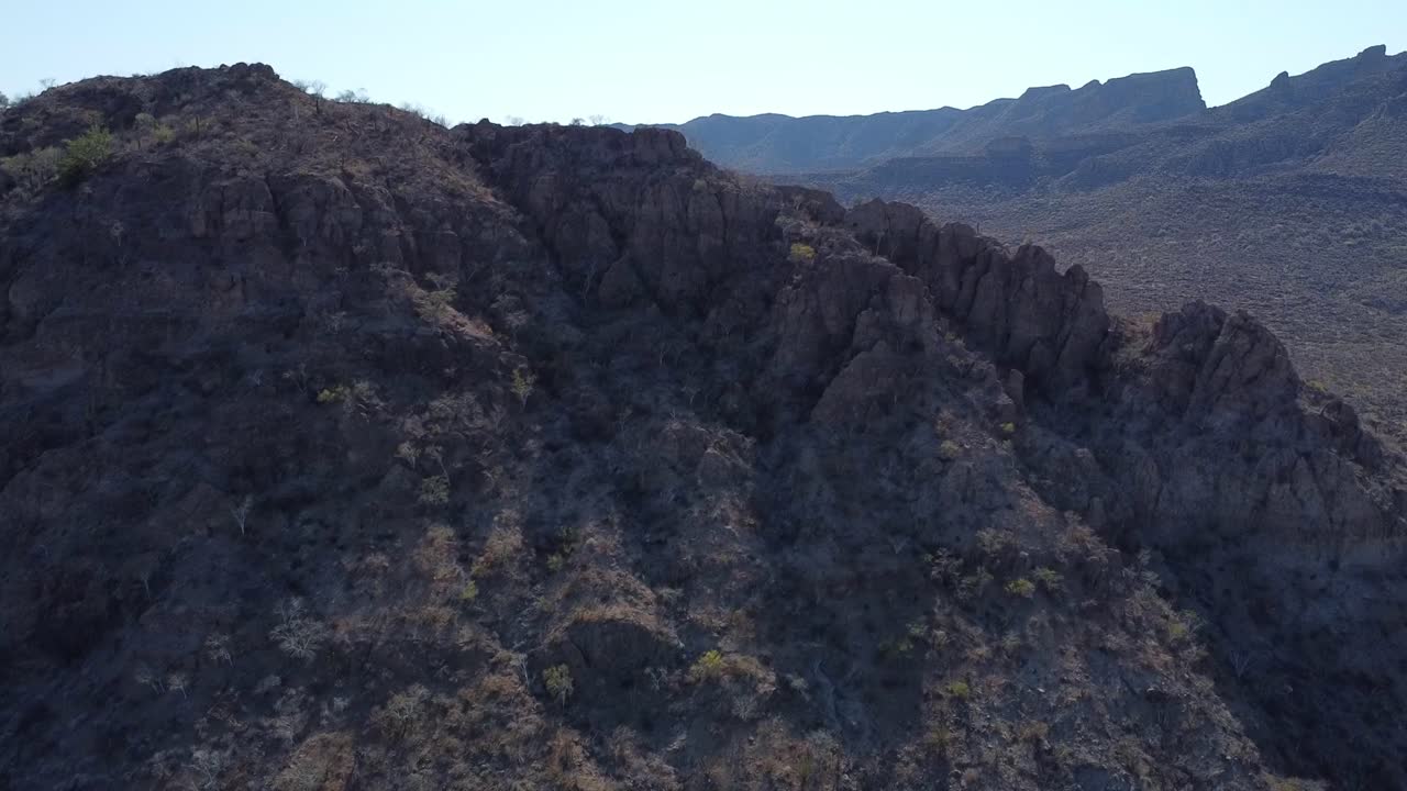 colinas y montañas en el desierto de baja california sur méxico