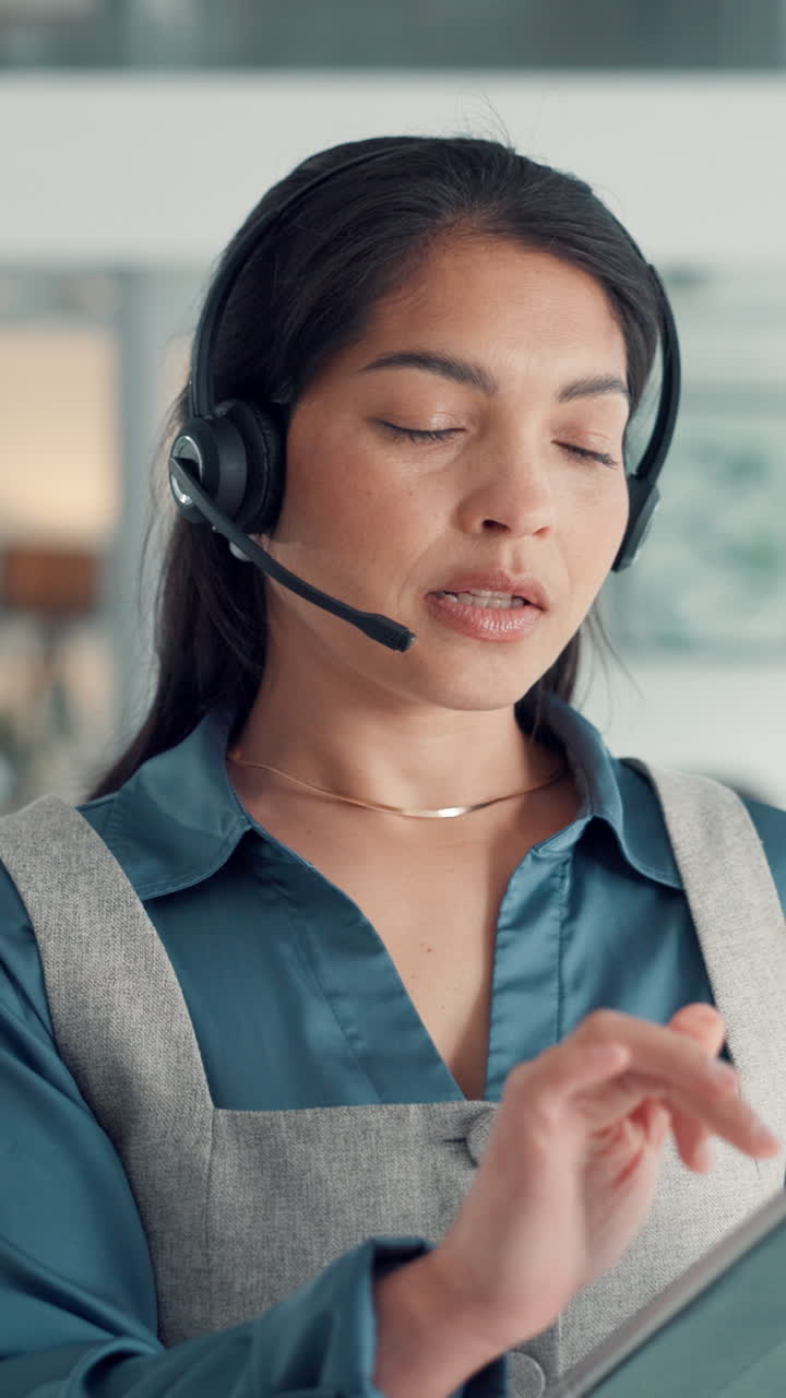 Podnikatelka pracující v call centru