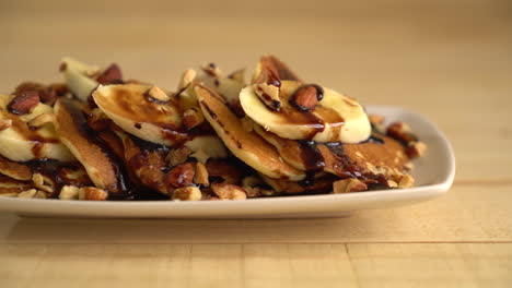 Mandel-Bananen-Pfannkuchen-Mit-Schokolade