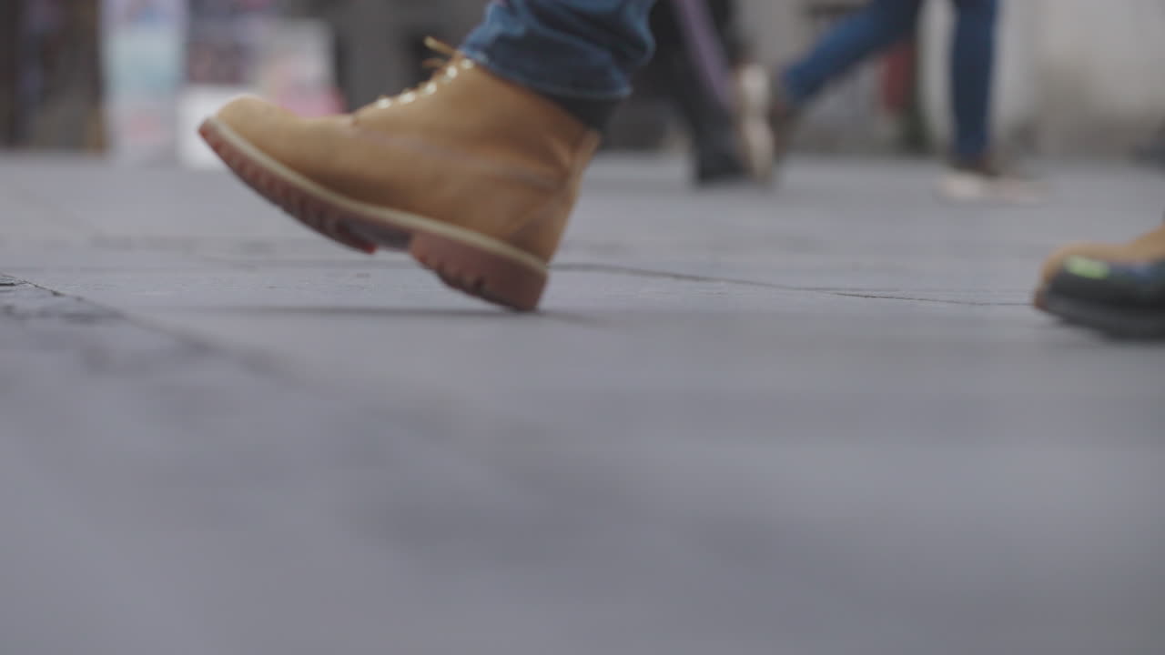 도시 거리에서 는 사람들