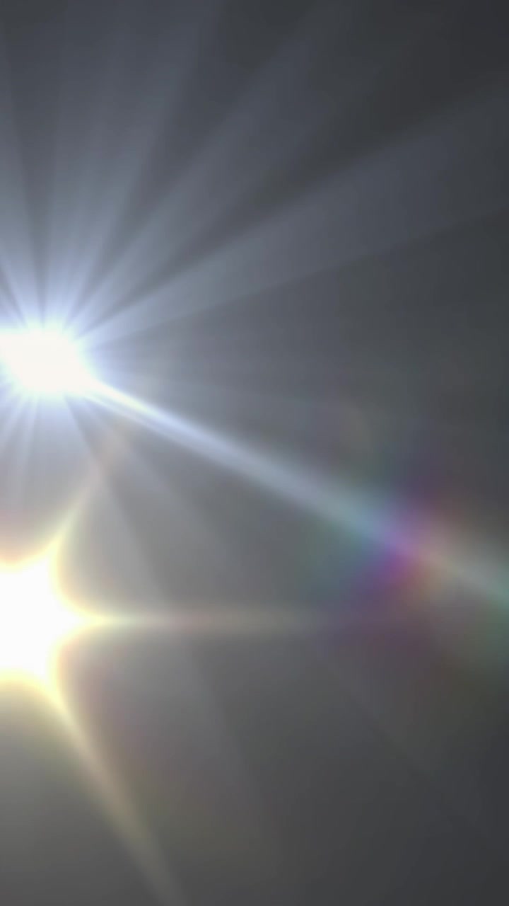 Macchia di luce e lens flare su sfondo nero