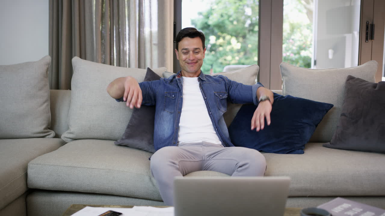 재정적 문제 에 대해 편안 한 느낌