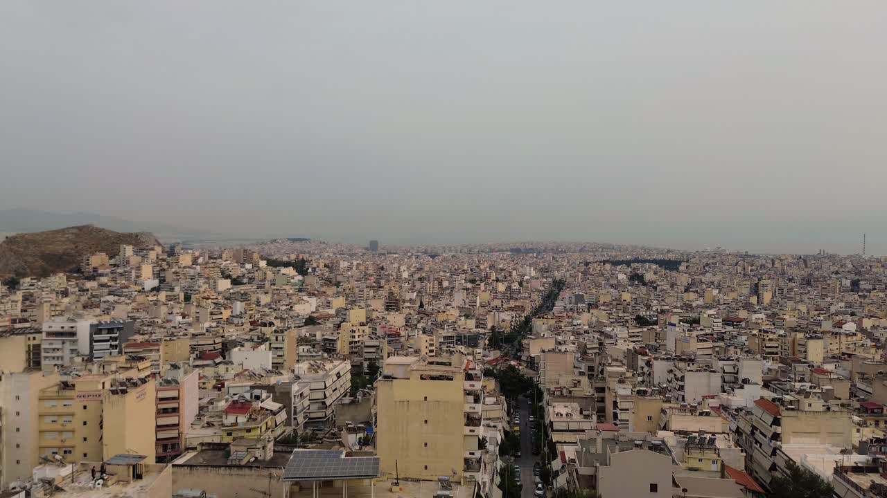 Atene, capitale della Grecia, drone aereo, vista panoramica urbana mozzafiato.