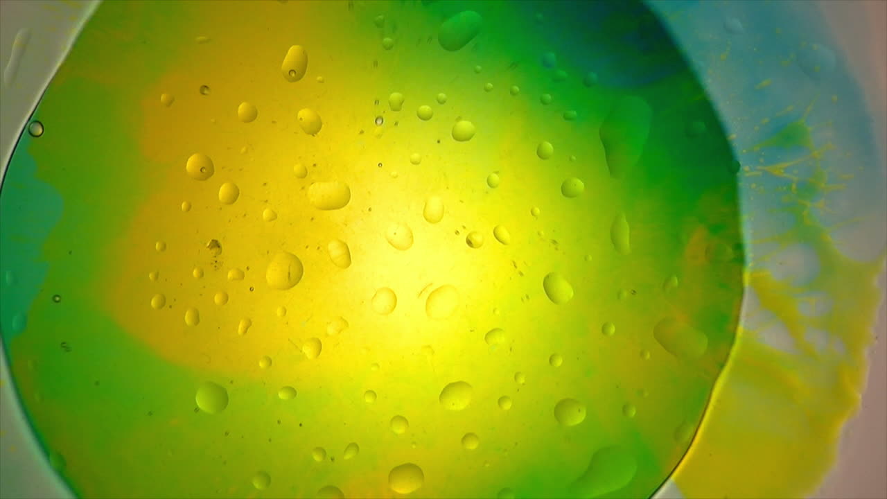 Effet de lumière liquide avec motif dendritique.