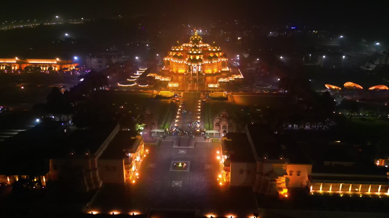 swaminarayan akshardham mandir en nueva delhi, vista desde el aire