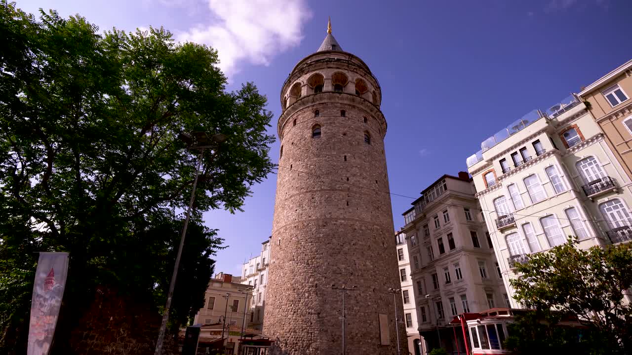 la torre de galata desde estambul, turquía.