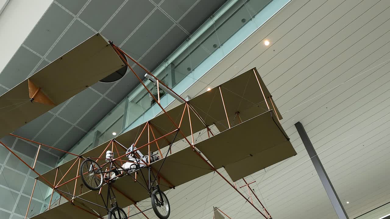 Vintage plane showcased in Melbourne Museum exhibit