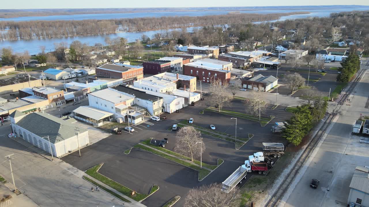 aerial heading to downtown shops in Chillicothe, Illinois