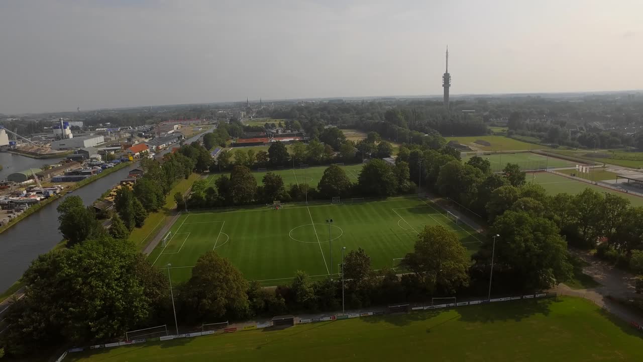 네덜란드의 괴스 미어 근처에 새로 지어진 주거 지역