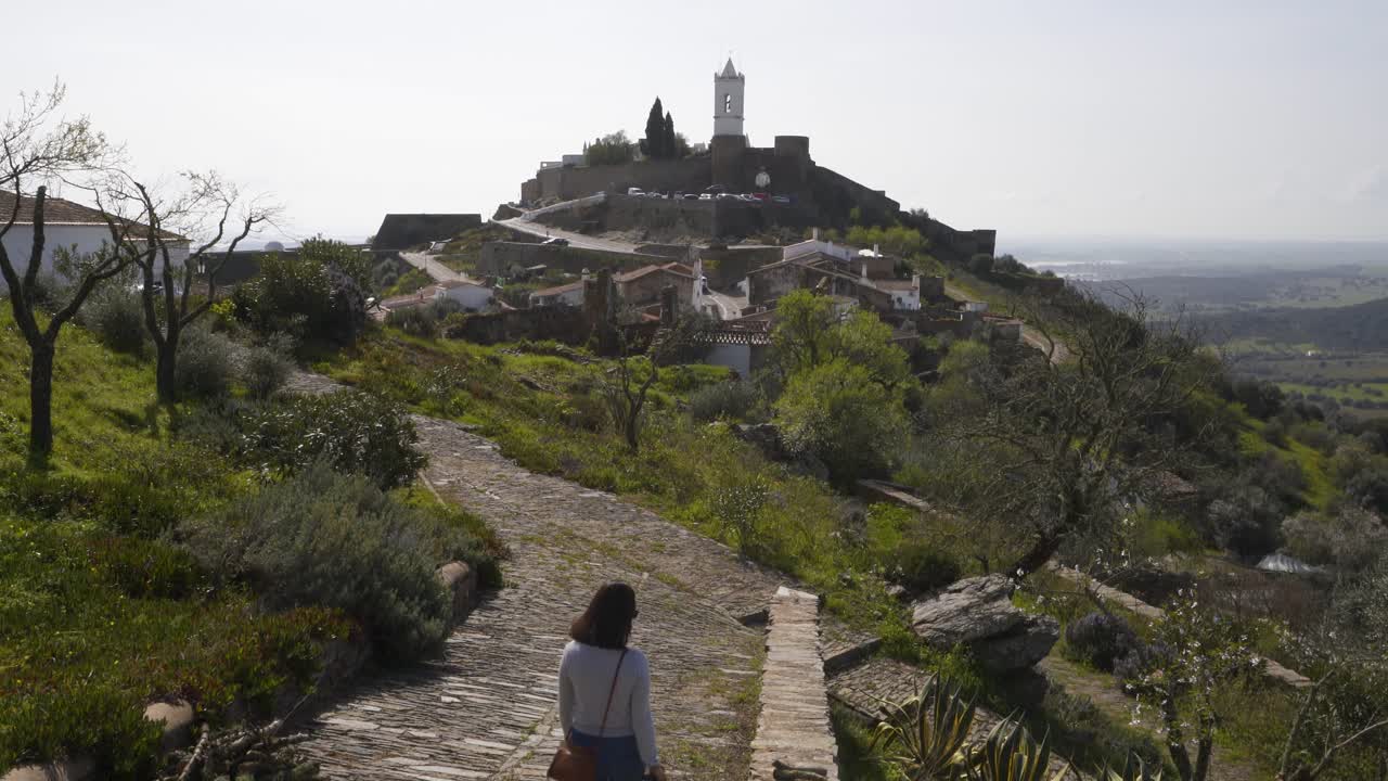 pueblo de monsaraz en alentejo, portugal