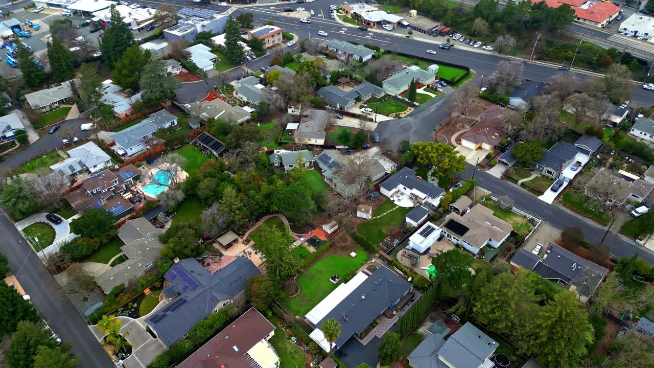 vista aérea del vecindario urbano en la ciudad de walnut creek en california, estados unidos