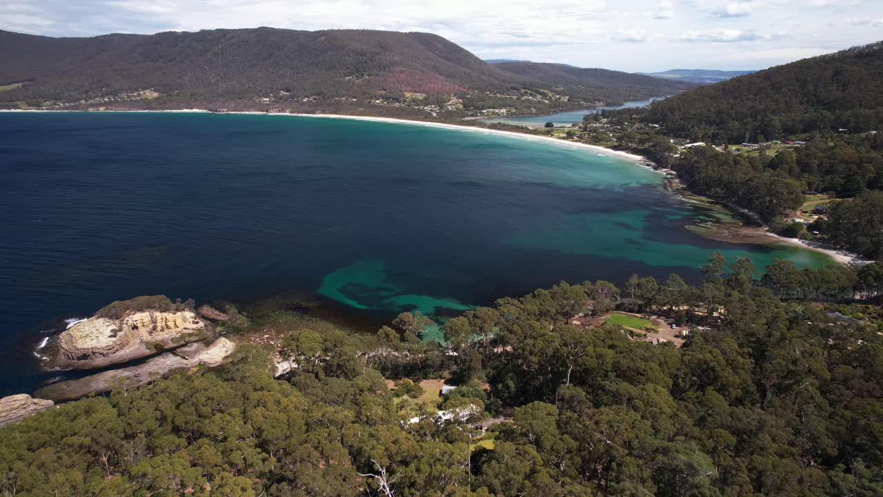 Pirates Bay With Turquoise Water In Eaglehawk Neck, Tasmania, Australia - Aerial Drone Shot