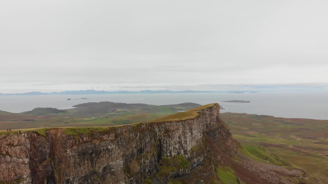 Stunning Aerial footage of the beautiful Quiraing landscape on the Isle of Skye, Scotland, UK. The Quiraing Landslip is on the northernmost summit of the Trotternish on the Isle of Skye, Scotland.