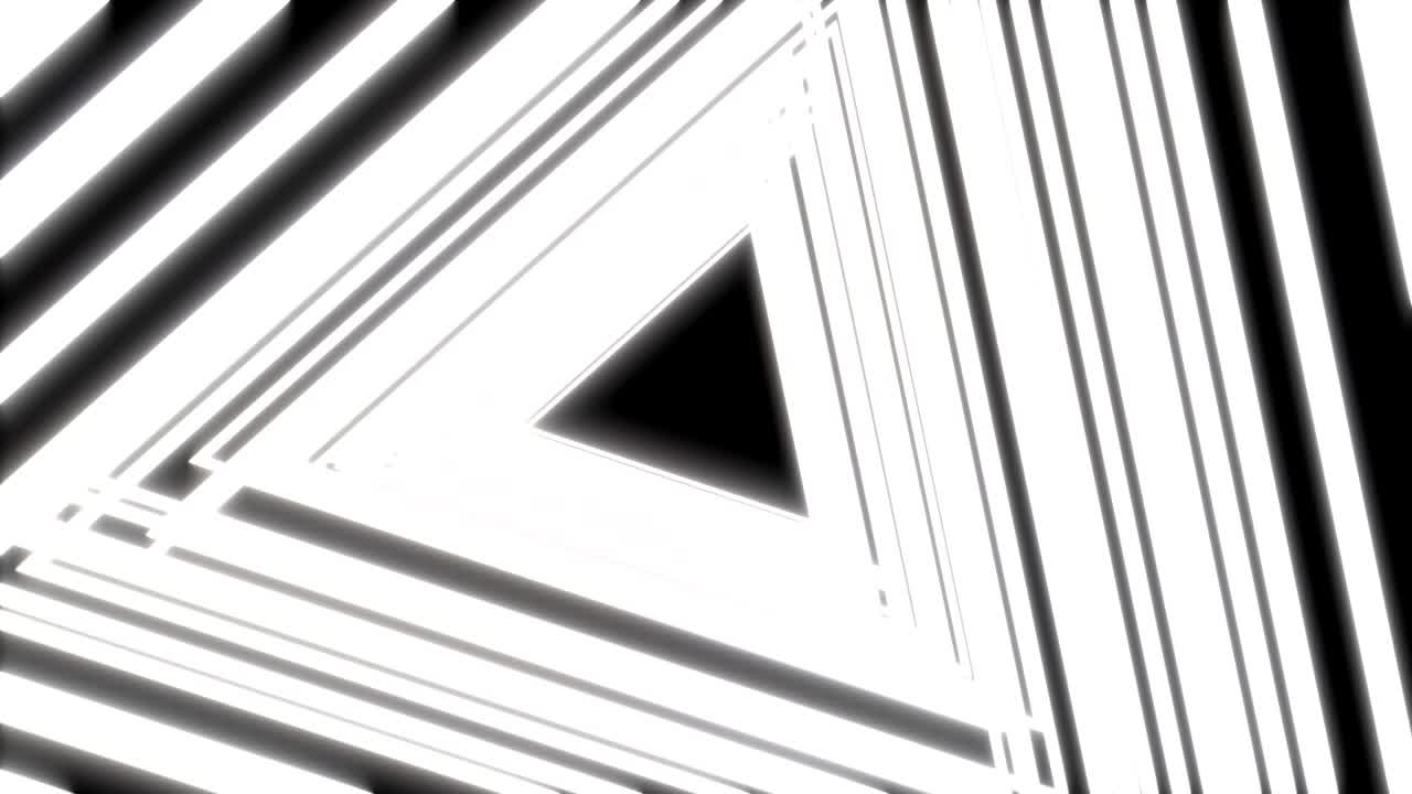 Triangoli laser al neon luminosi su sfondo nero. Sfondo geometrico astratto fluorescente colorato. Render 3D futuristico in loop. Animazione di moda moderna per design, trasmissioni, spettacoli, club