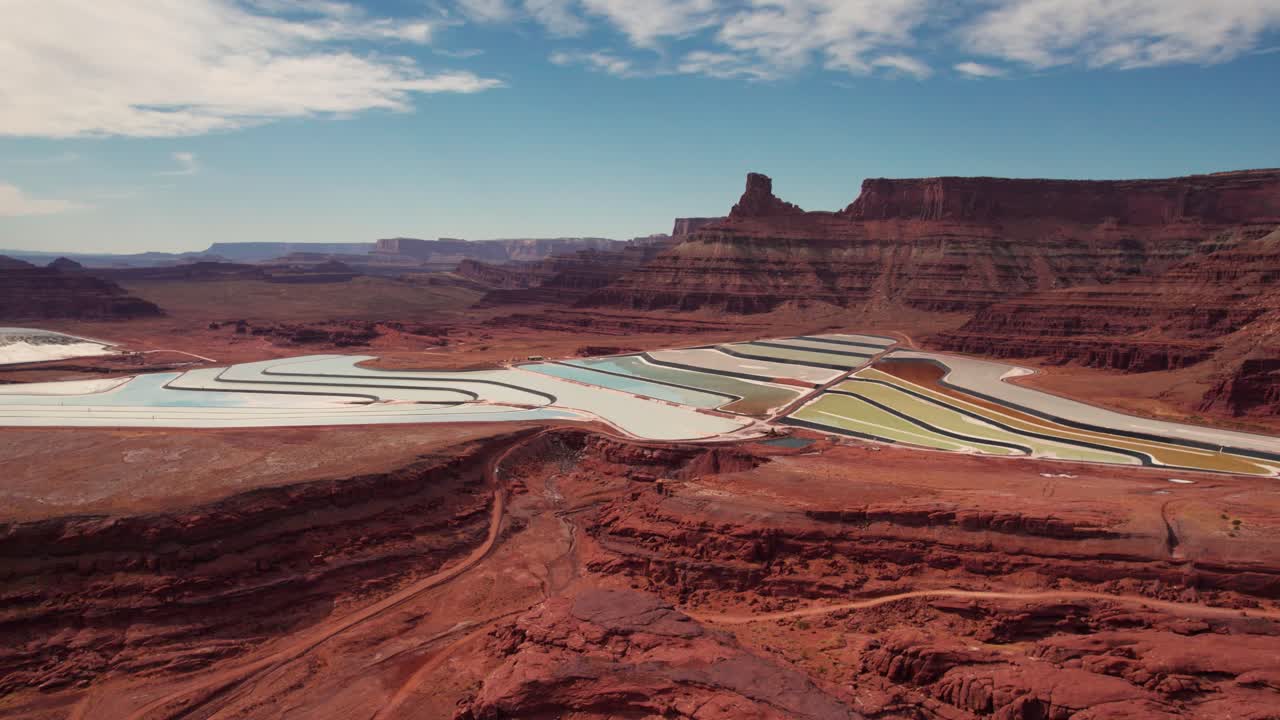 Drone shot flying in towards the Potash Ponds outside of Moab, Utah