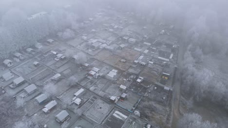 Wohngebiet-Und-Grundstücke-Für-Häuser-Im-Eiskalten-Nordischen-Land-Schweden---Antenne