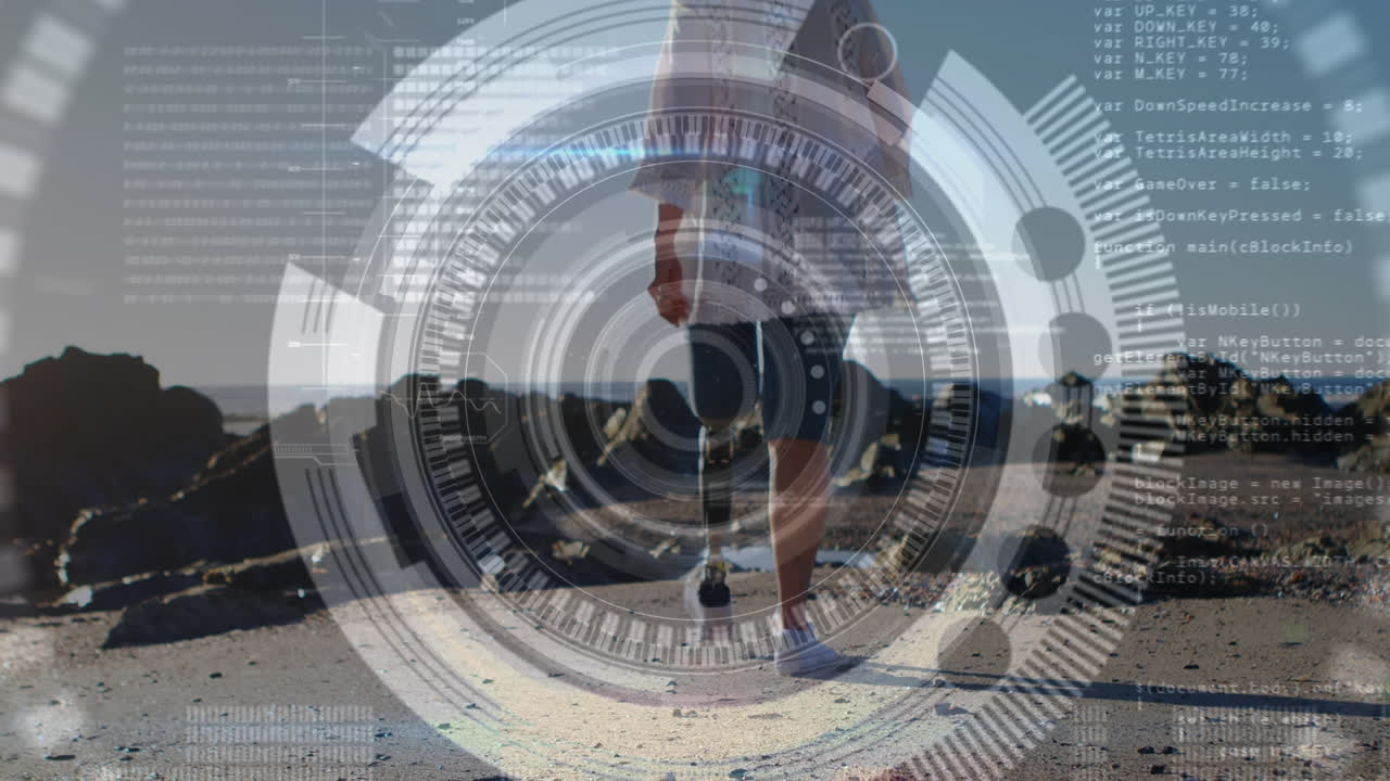 해변에서 걸어가는 인공 팔다리를 가진 여성의 스 스캔의 애니메이션