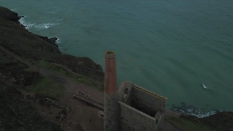 Una-Vista-Aérea-De-Una-Timonera-De-Cornualles