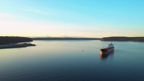 Scenic-View-Of-Dune-Penninsula-Park-In-Tacoma-Washington---aerial-shot