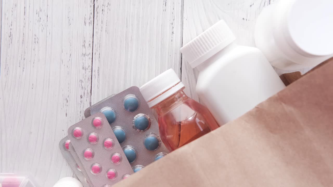 의약품 및 약국 공급