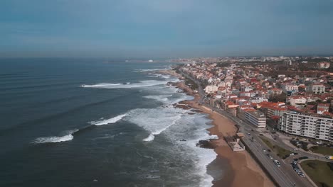 La-Ciudad-Se-Encuentra-Con-El-Mar