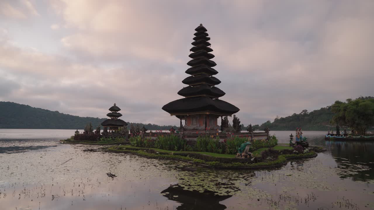 Pura Ulun Danu Beratan Temple on Lake Bratan in Bali, Indonesia