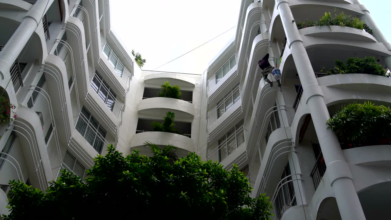 The house painter paints the house