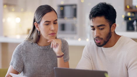 Laptop,-Erklären-Und-Kollaborationsteam-Reden