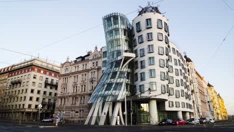 Dancing-House-timelapse-in-Prague,-Czech-Republic,-static-view