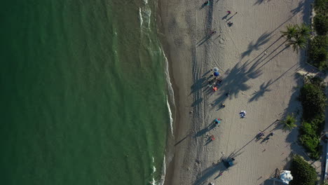 Exotic-Aerial-4k-view-top-down-view-of-the-Fort-Lauderdale-beach-coastline-in-Florida