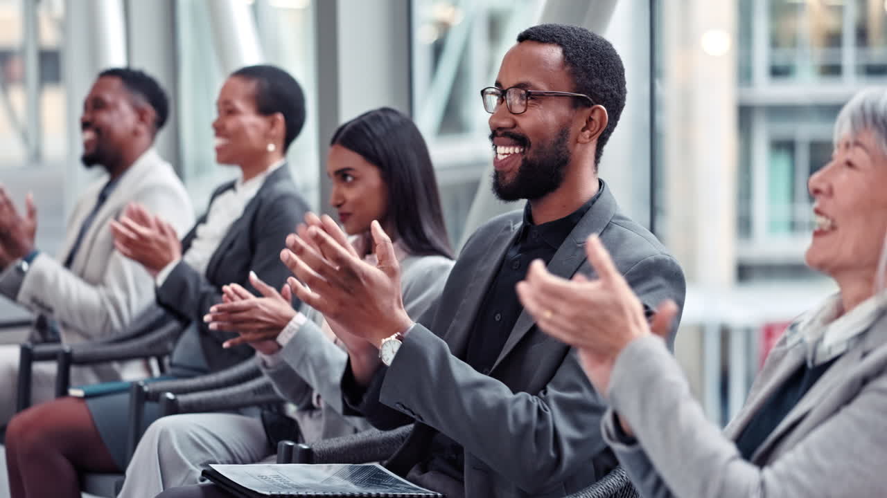 Happy business people, applause