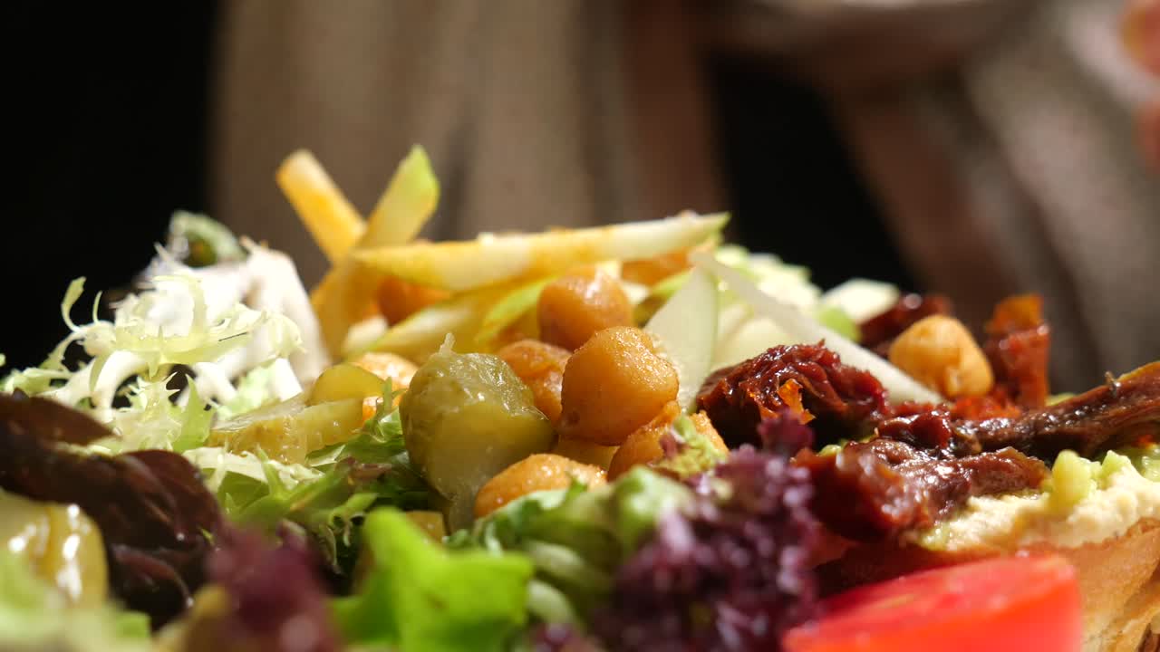 Insalata fresca e sana