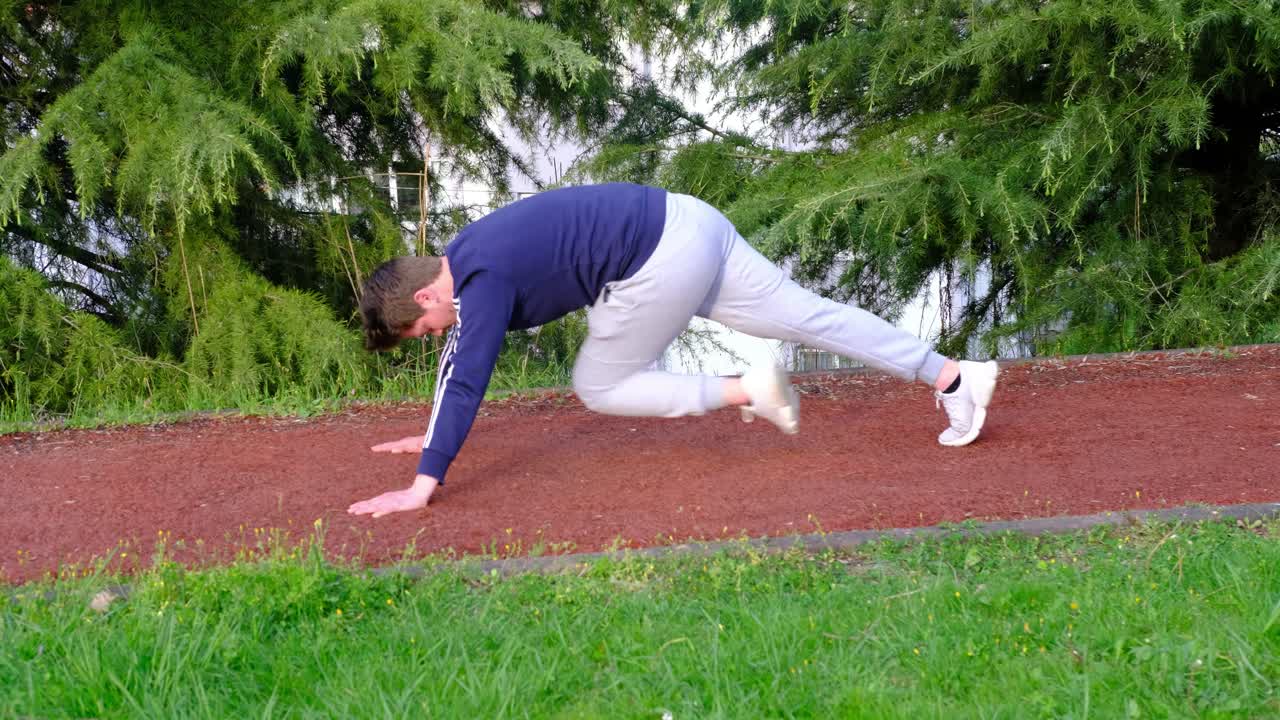 hombre joven deportes al aire libre