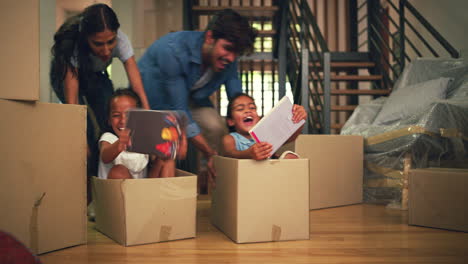 aprovechamos cualquier oportunidad para dar alegría a nuestros hijos.