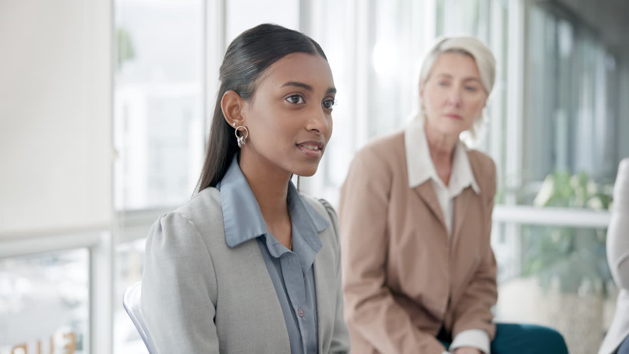 Group in therapy, business women in discussion