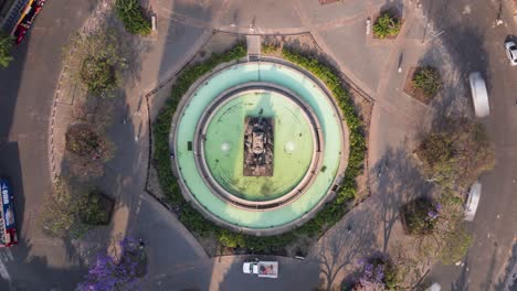 Overhead-Shot-Of-Unique-Fountain-Design-In-Roundabout-Center,-Mexico-City