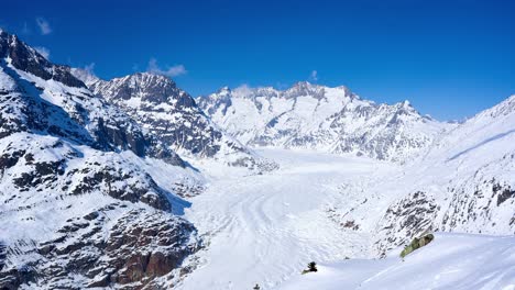 Timelapse-of-the-snow-covered-Aletsch-Glacier-in-winter-in-the-Swiss-alps