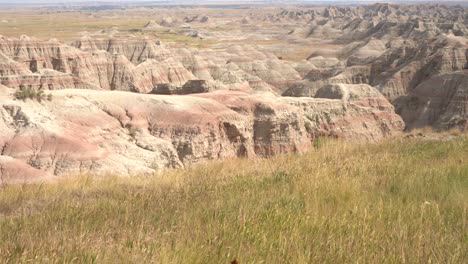 movimiento de subida suave que muestra las tierras baldías