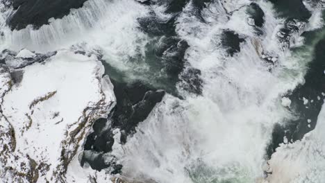 Cascada-De-Reykjafoss-En-El-Río-Svarta,-Skagafjordur,-Islandia