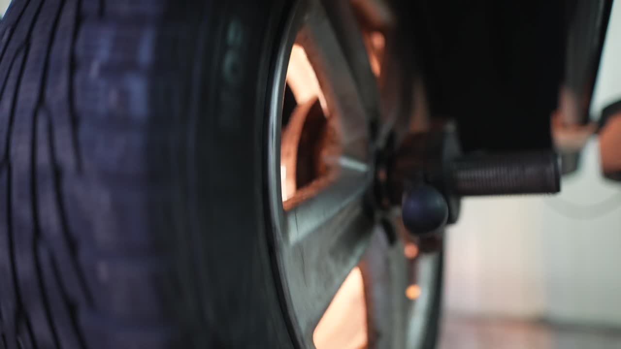 mantenimiento de las ruedas y los neumáticos de los automóviles