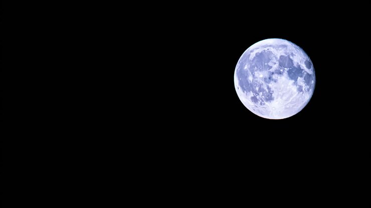 Lua cheia, lua da colheita, lua azul, lua nova (somente o céu), time-lapse com zoom e detalhes de crateras