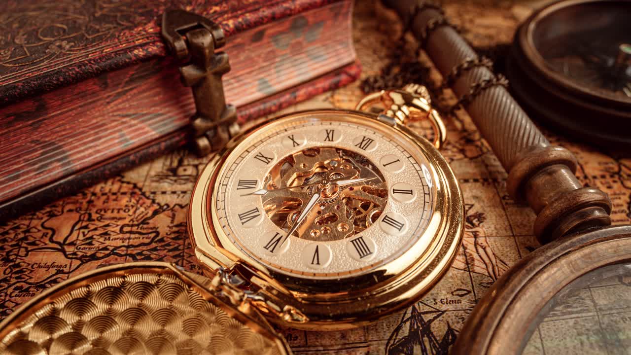 reloj de bolsillo vintage. concepto de fondo vintage de la historia del tiempo.