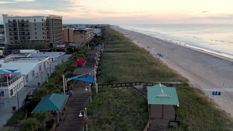 Antena-Sobre-Carolina-Beach-Nc,-Carolina-Del-Norte-Al-Amanecer