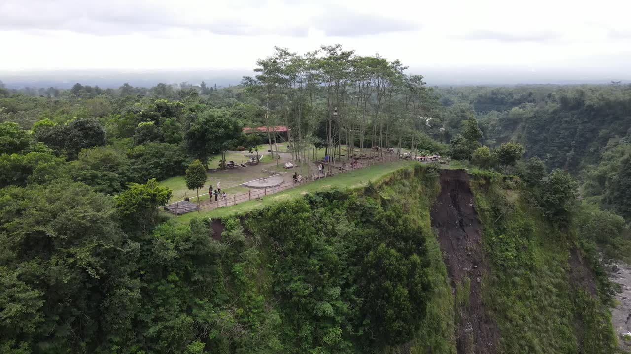 vista aérea, desde el sitio turístico de nawang jagad