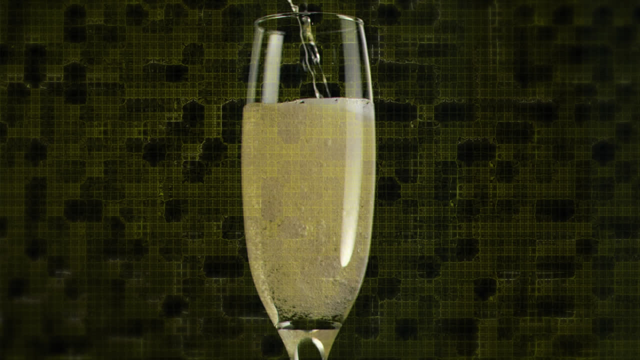 Animazione di forme su un bicchiere di champagne
