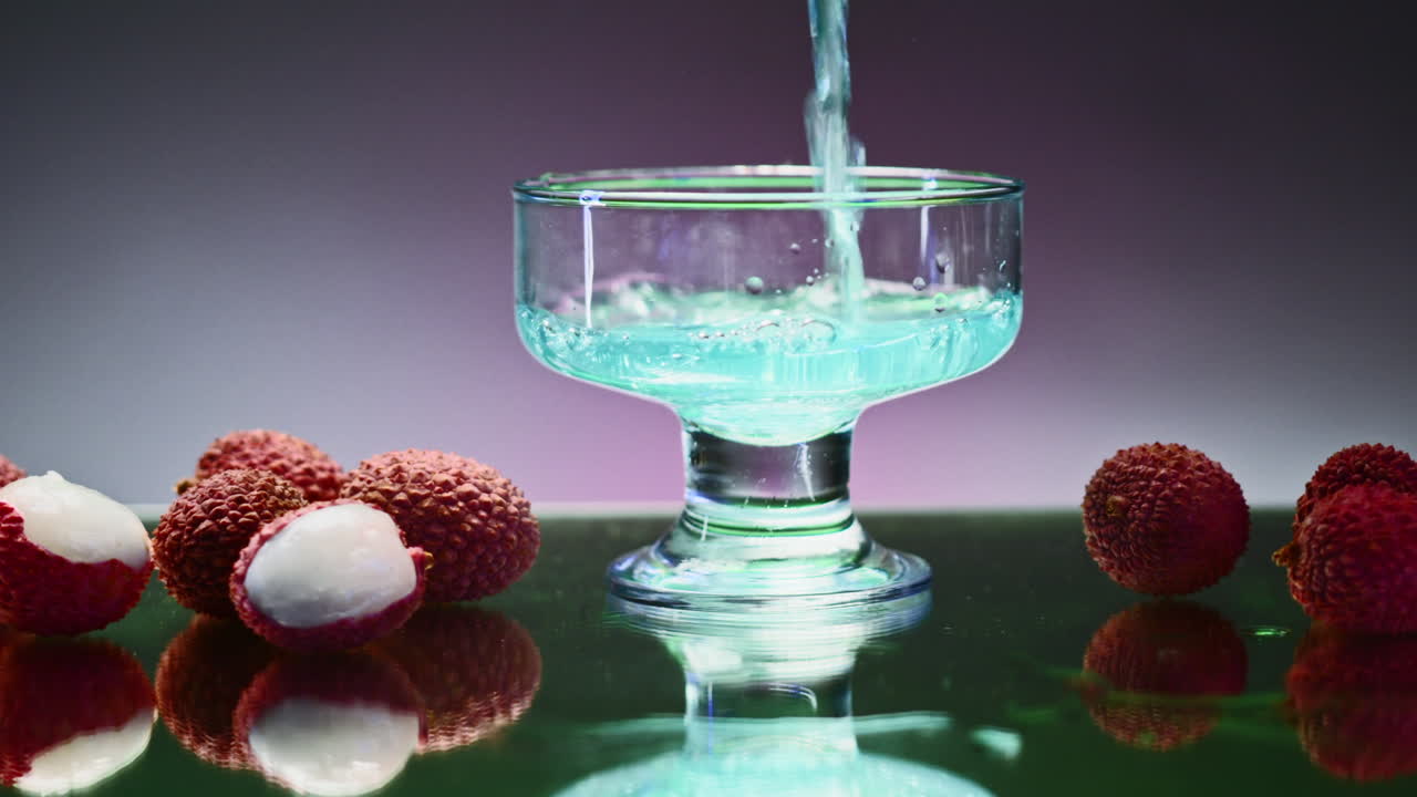 신선한 리치 주스