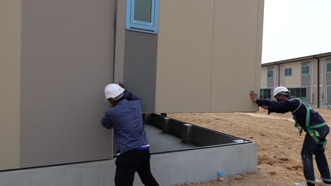 modular home installation process by crane